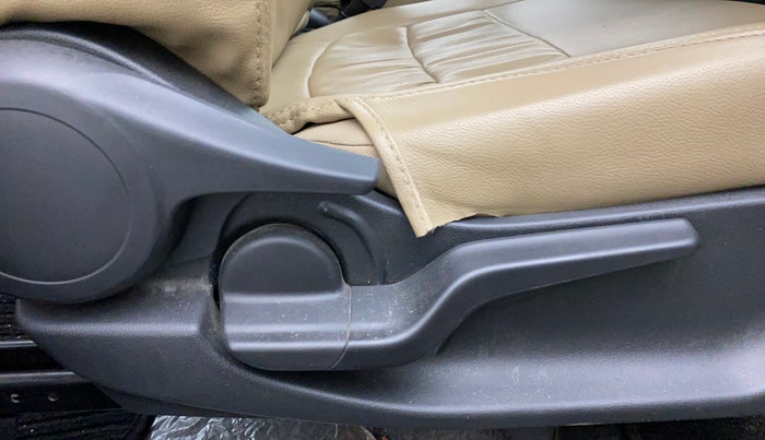 2019 Honda Amaze 1.2L I-VTEC VX, Petrol, Manual, 49,073 km, Driver Side Adjustment Panel