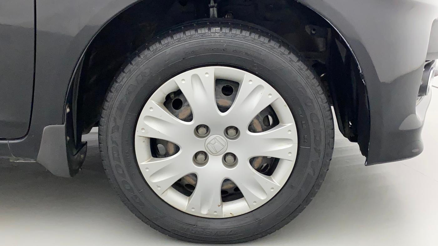 2015 Honda Brio S MT, Petrol, Manual, 41,023 km, Right Front Wheel