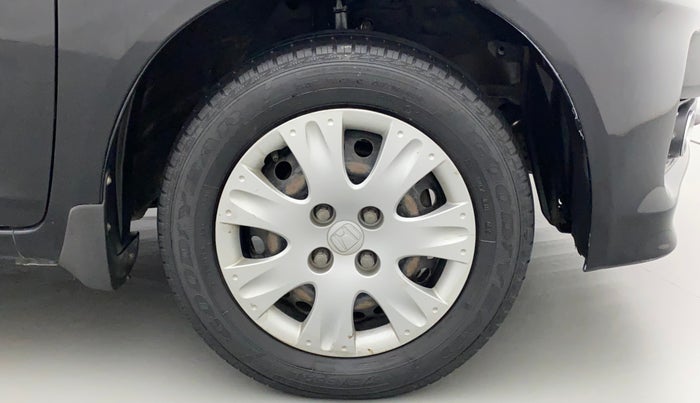 2015 Honda Brio S MT, Petrol, Manual, 41,023 km, Right Front Wheel