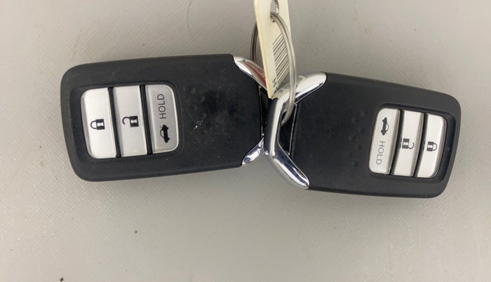 2019 Honda Amaze 1.2L I-VTEC VX, Petrol, Manual, 88,092 km, Key Close Up