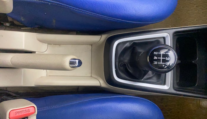 2018 Maruti Dzire VXI, Petrol, Manual, 66,191 km, Gear Lever