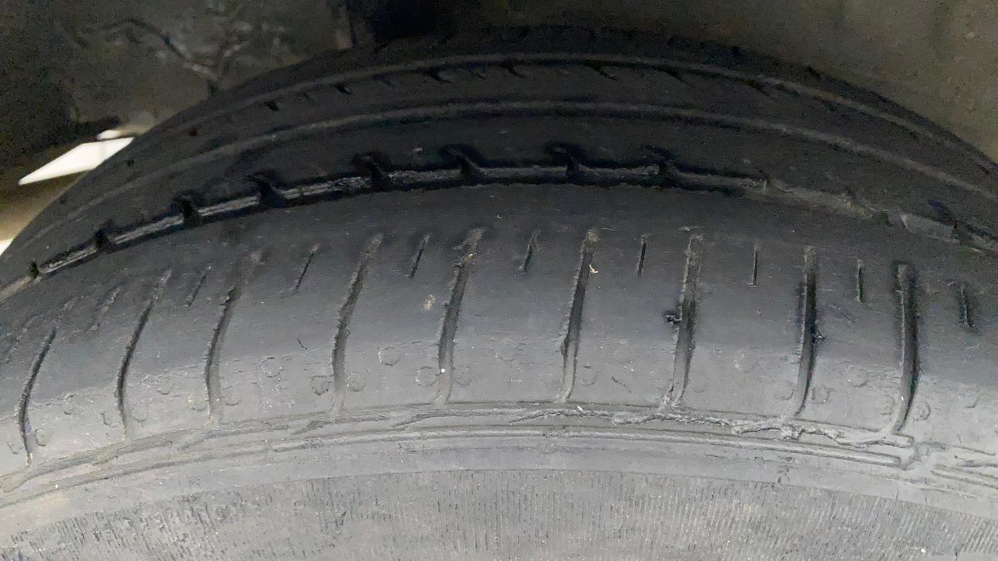 2020 Honda Amaze 1.2L I-VTEC S, Petrol, Manual, 33,873 km, Right Rear Tyre Tread