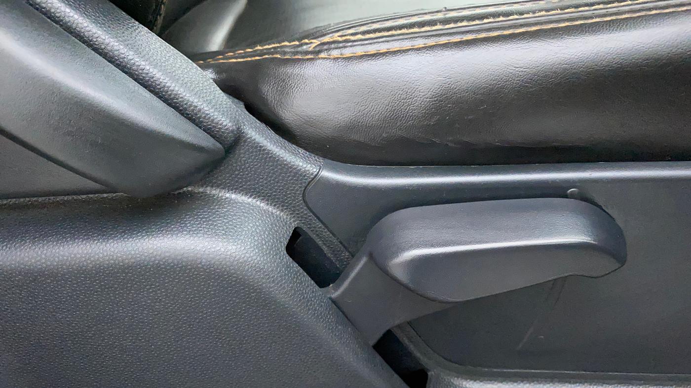 2018 Ford Ecosport TITANIUM 1.5L DIESEL, Diesel, Manual, 84,166 km, Driver Side Adjustment Panel