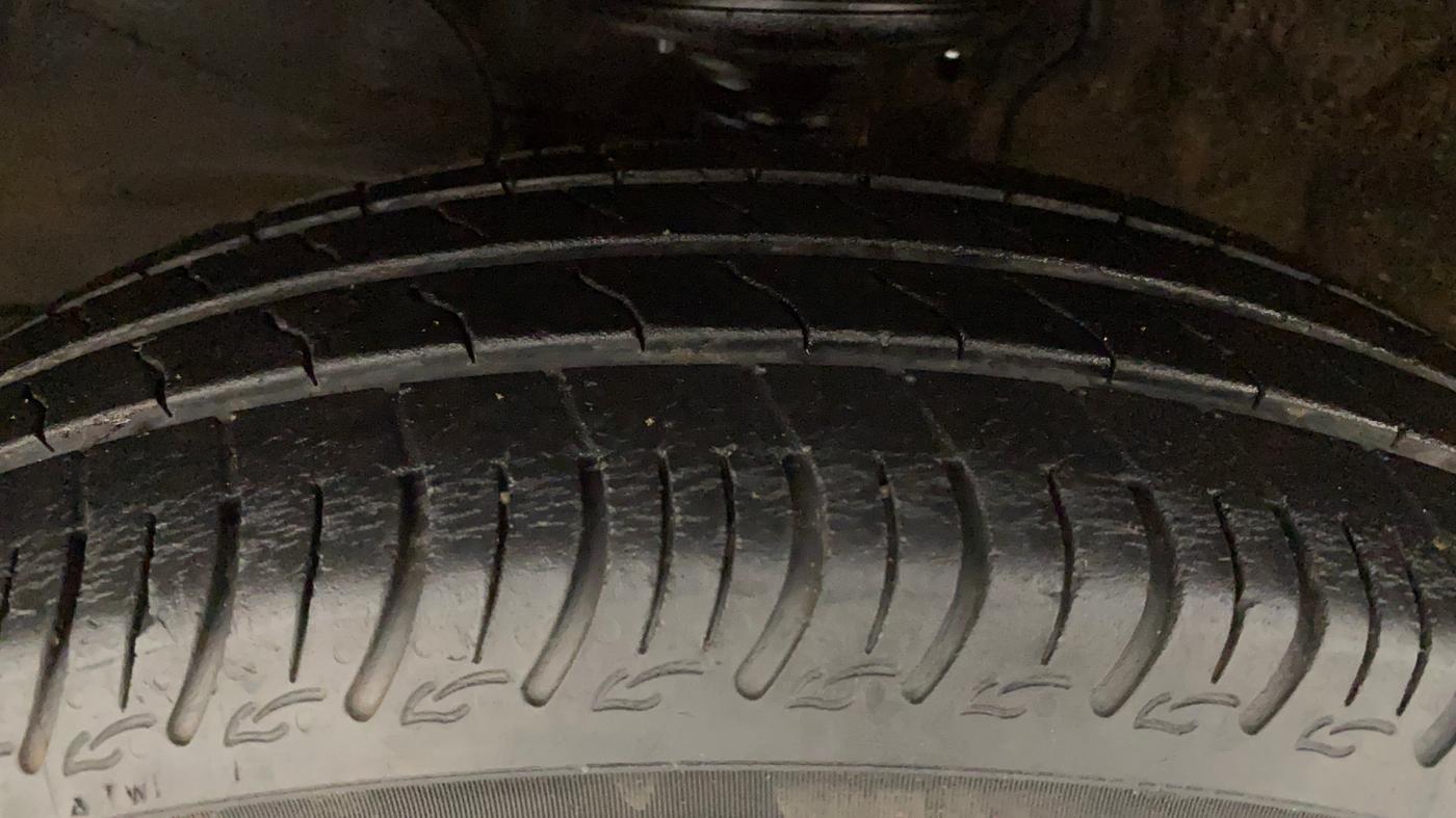 2020 Maruti S PRESSO VXI+, Petrol, Manual, 36,813 km, Left Front Tyre Tread
