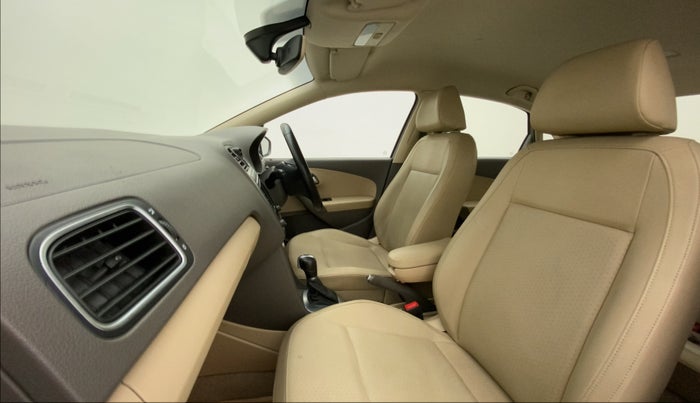 2017 Volkswagen Vento HIGHLINE PETROL AT, Petrol, Automatic, 76,839 km, Right Side Front Door Cabin