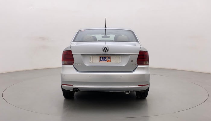 2017 Volkswagen Vento HIGHLINE PETROL AT, Petrol, Automatic, 76,839 km, Back/Rear