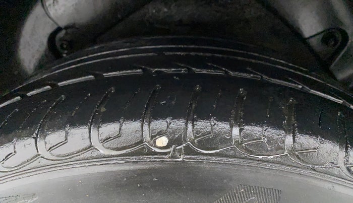 2014 Hyundai New Elantra 1.6 SX AT DIESEL, Diesel, Automatic, 96,579 km, Right Rear Tyre Tread