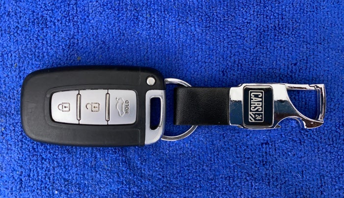2014 Hyundai New Elantra 1.6 SX AT DIESEL, Diesel, Automatic, 96,579 km, Key Close Up