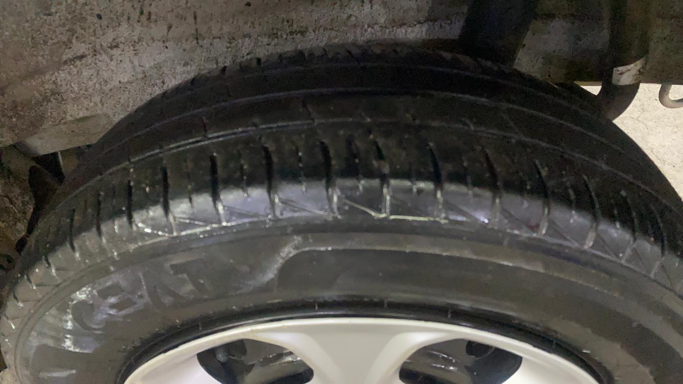 2024 Maruti S PRESSO VXI S-CNG, CNG, Manual, 32,883 km, Left Rear Tyre Tread