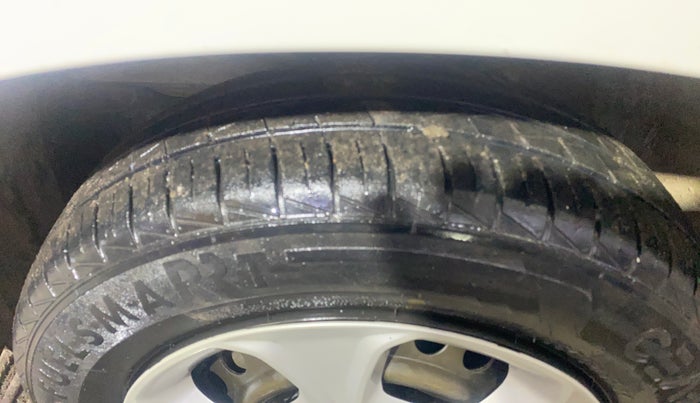 2024 Maruti S PRESSO VXI S-CNG, CNG, Manual, 32,883 km, Left Front Tyre Tread