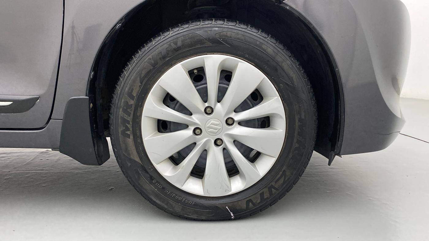 2017 Maruti Baleno DELTA DDIS 190, Diesel, Manual, 83,681 km, Right Front Wheel