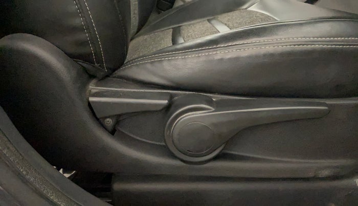 2019 Tata NEXON XZA PLUS PETROL, Petrol, Automatic, 76,863 km, Driver Side Adjustment Panel