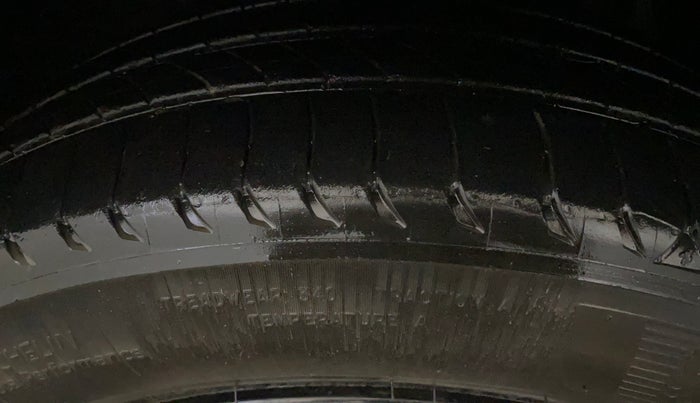 2019 Tata NEXON XZA PLUS PETROL, Petrol, Automatic, 76,863 km, Left Front Tyre Tread