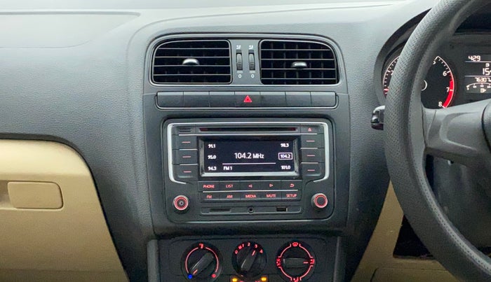 2017 Volkswagen Ameo COMFORTLINE 1.2L, Petrol, Manual, 76,307 km, Air Conditioner