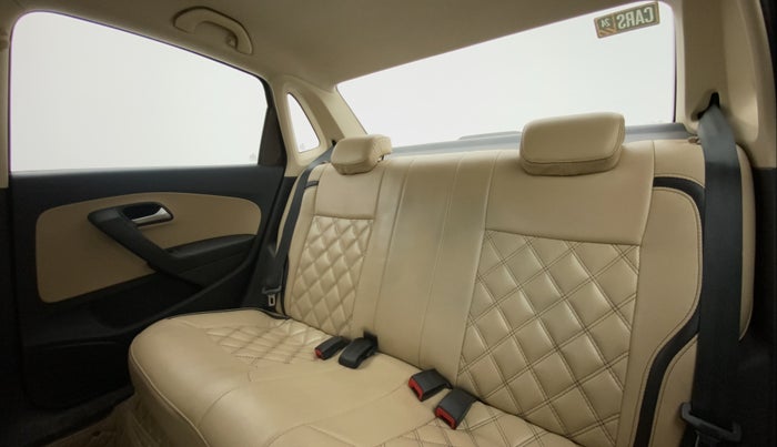 2017 Volkswagen Ameo COMFORTLINE 1.2L, Petrol, Manual, 76,307 km, Right Side Rear Door Cabin