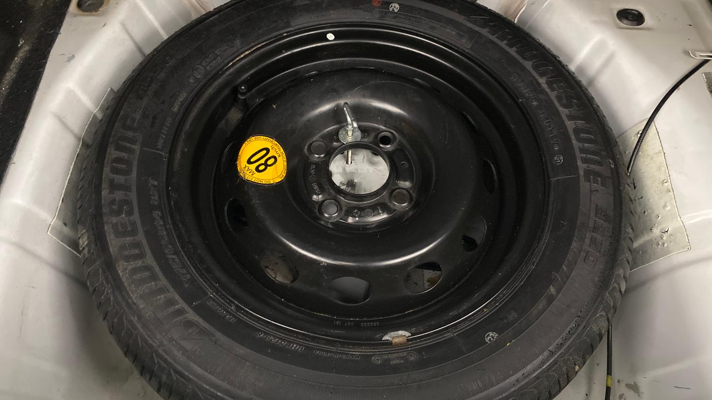 2019 Tata Tiago XZA PLUS PETROL, Petrol, Automatic, 1,14,495 km, Spare Tyre