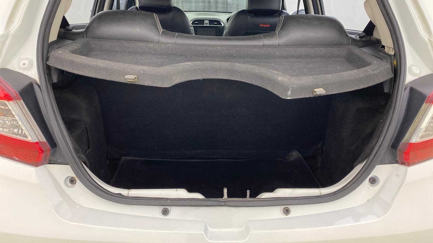 2019 Tata Tiago XZA PLUS PETROL, Petrol, Automatic, 1,14,495 km, Boot Inside