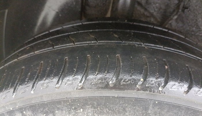 2020 Tata ALTROZ XT PETROL, Petrol, Manual, 56,124 km, Right Rear Tyre Tread