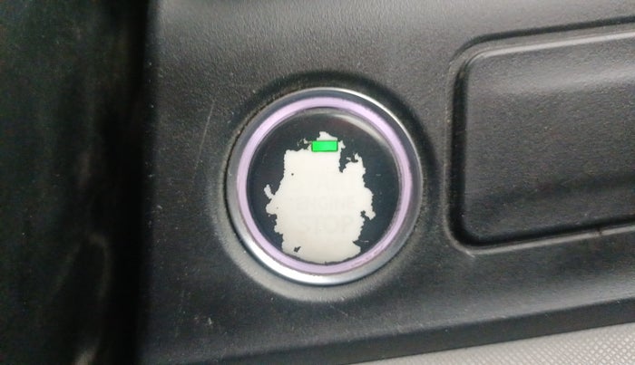 2020 Tata ALTROZ XT PETROL, Petrol, Manual, 56,124 km, Keyless Start/ Stop Button