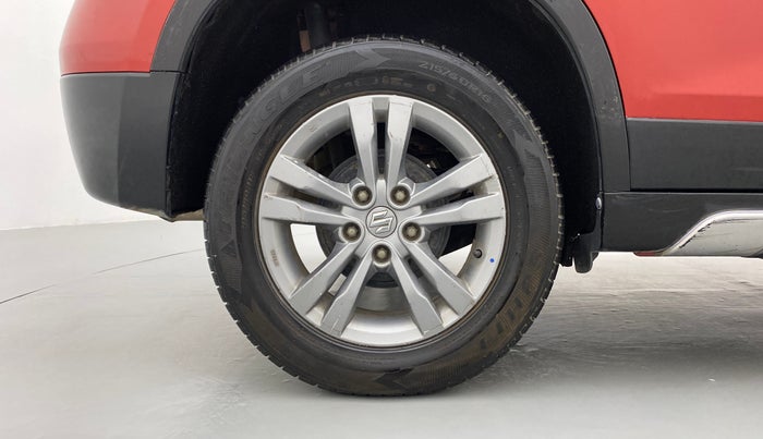 2016 Maruti Vitara Brezza ZDI PLUS DUAL TONE, Diesel, Manual, 1,50,395 km, Right Rear Wheel