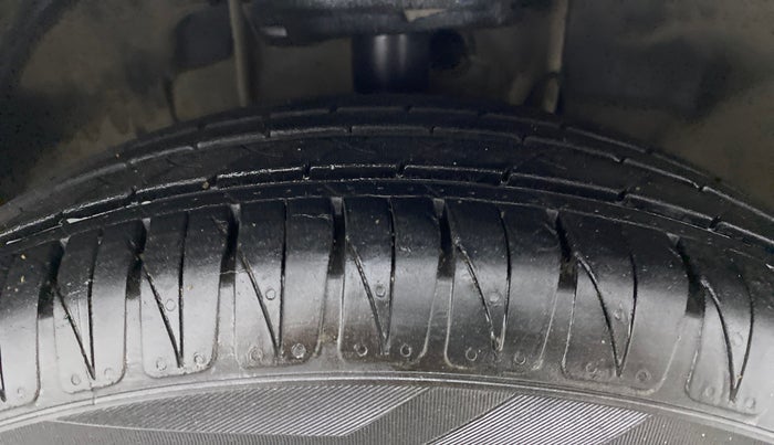 2019 Tata Tiago XZA PLUS PETROL, Petrol, Automatic, 54,865 km, Right Front Tyre Tread