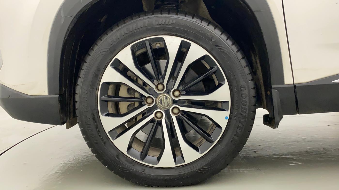 2022 MG HECTOR SHARP HYBRID 1.5 PETROL, Petrol, Manual, 6,493 km, Left Front Wheel
