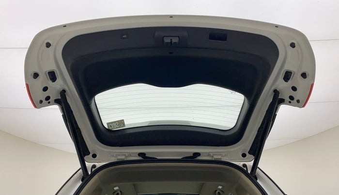 2022 MG HECTOR SHARP HYBRID 1.5 PETROL, Petrol, Manual, 6,493 km, Boot Door Open