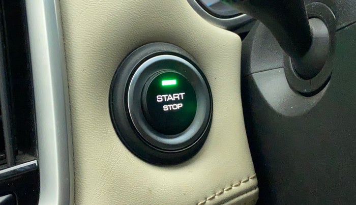 2022 MG HECTOR SHARP HYBRID 1.5 PETROL, Petrol, Manual, 6,493 km, Keyless Start/ Stop Button