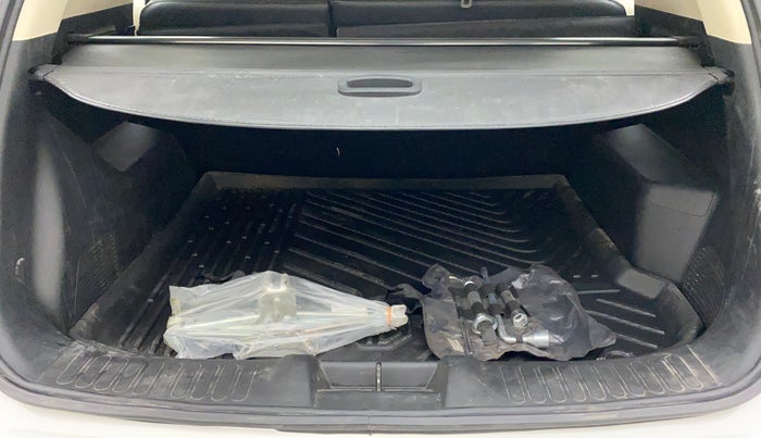 2022 MG HECTOR SHARP HYBRID 1.5 PETROL, Petrol, Manual, 6,493 km, Boot Inside