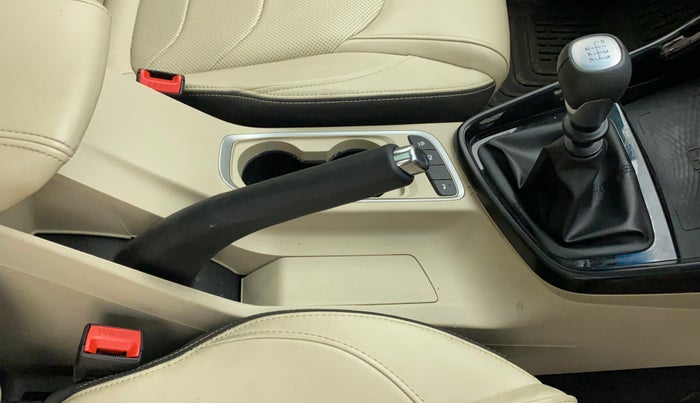2022 MG HECTOR SHARP HYBRID 1.5 PETROL, Petrol, Manual, 6,493 km, Gear Lever