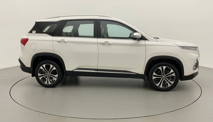 2022 MG HECTOR SHARP HYBRID 1.5 PETROL, Petrol, Manual, 6,493 km, Right Side View