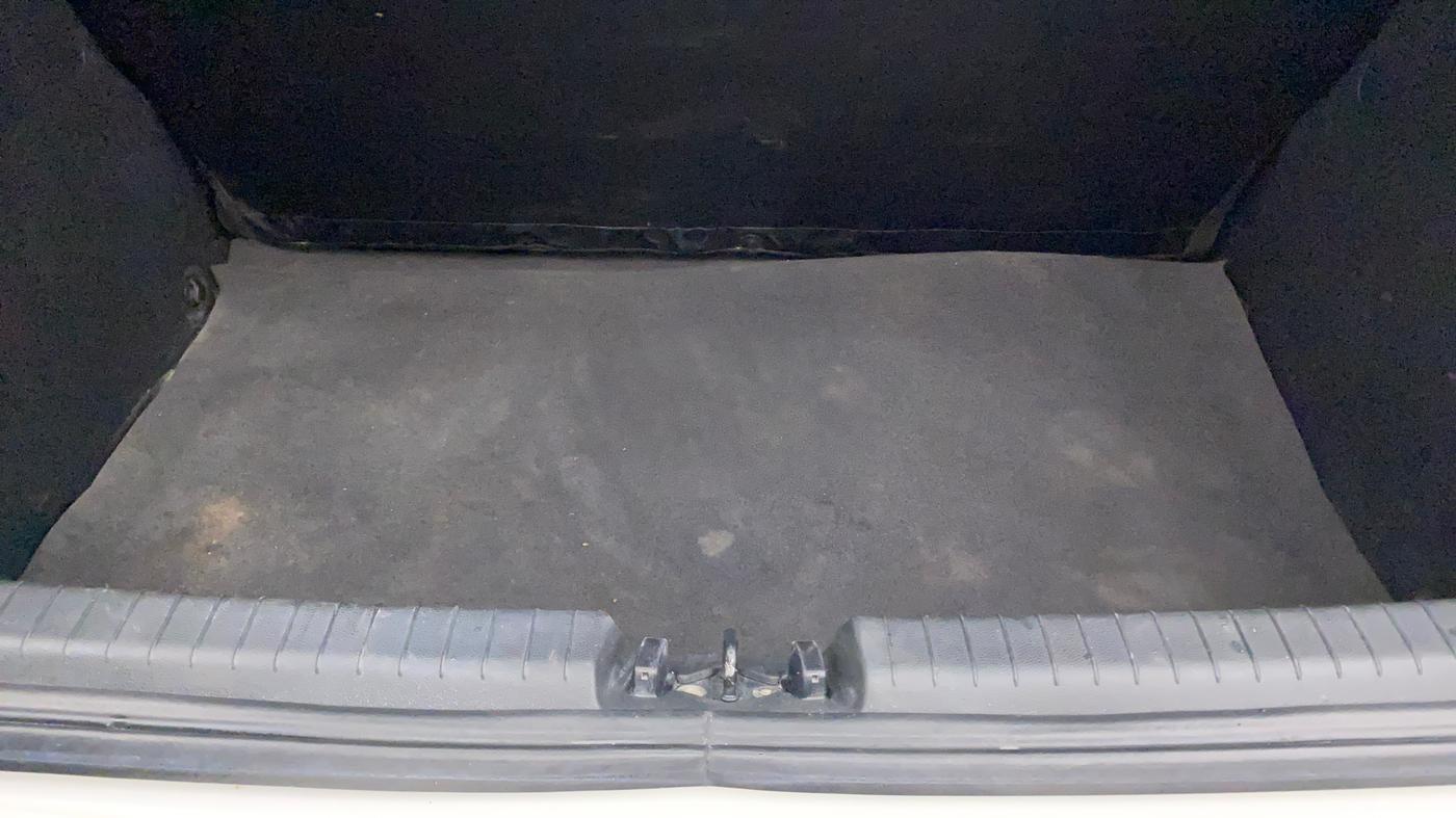 2019 Hyundai Elite i20 SPORTZ PLUS 1.2, CNG, Manual, 68,707 km, Boot Inside