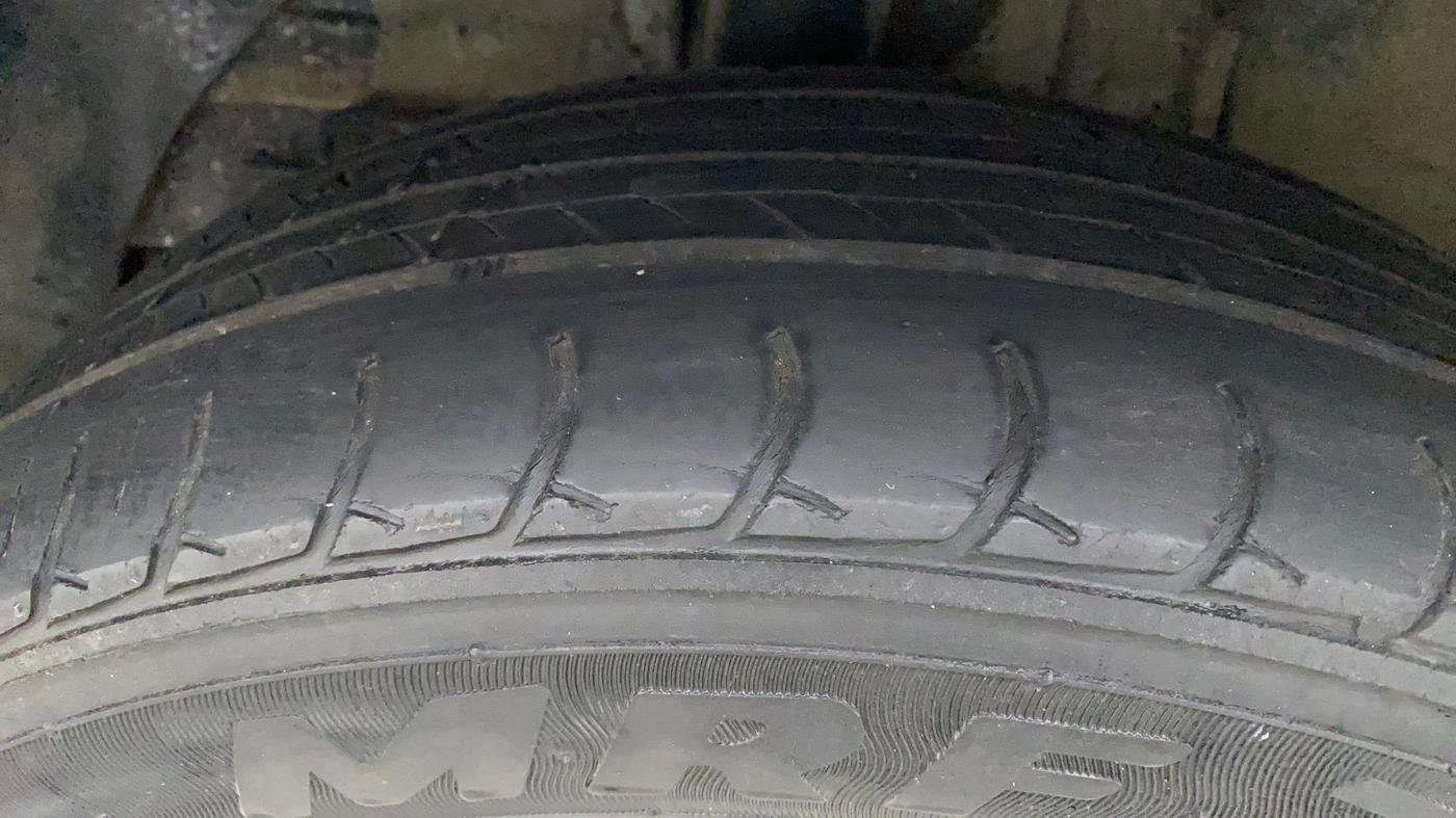 2019 Hyundai Elite i20 SPORTZ PLUS 1.2, CNG, Manual, 68,707 km, Right Rear Tyre Tread