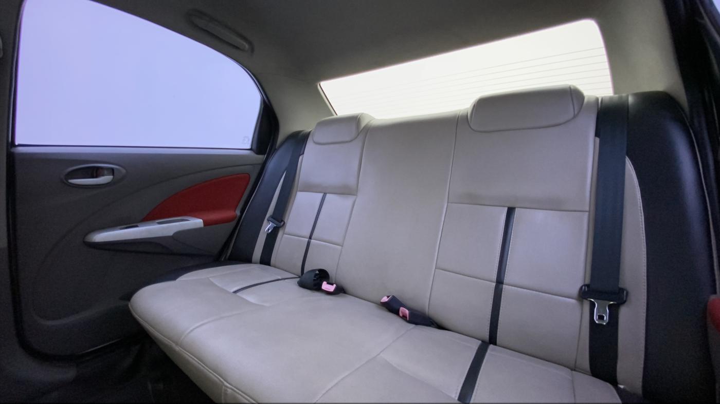 2011 Toyota Etios VX, Petrol, Manual, 57,912 km, Right Side Rear Door Cabin