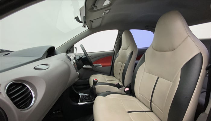 2011 Toyota Etios VX, Petrol, Manual, 57,912 km, Right Side Front Door Cabin