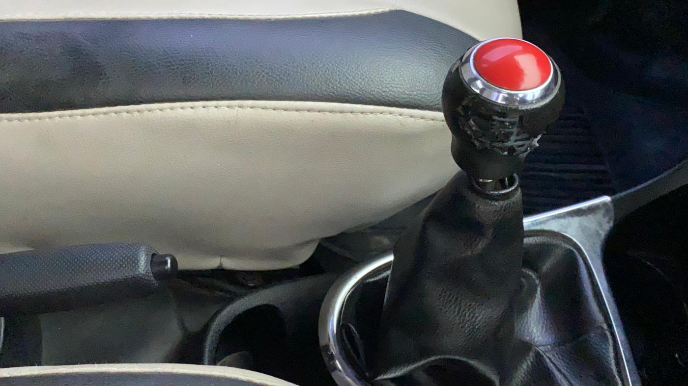 2011 Toyota Etios VX, Petrol, Manual, 57,912 km, Gear Lever