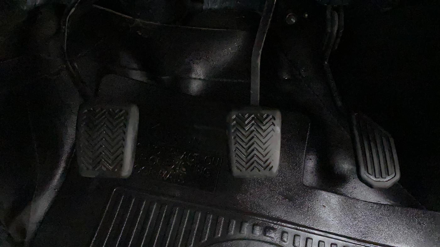 2011 Toyota Etios VX, Petrol, Manual, 57,912 km, Pedals