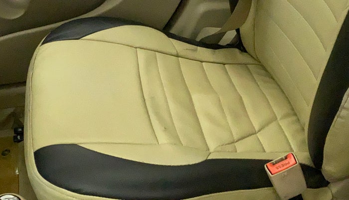 2014 Maruti Swift Dzire ZDI, Diesel, Manual, 1,14,899 km, Driver seat - Seat cover minor torn