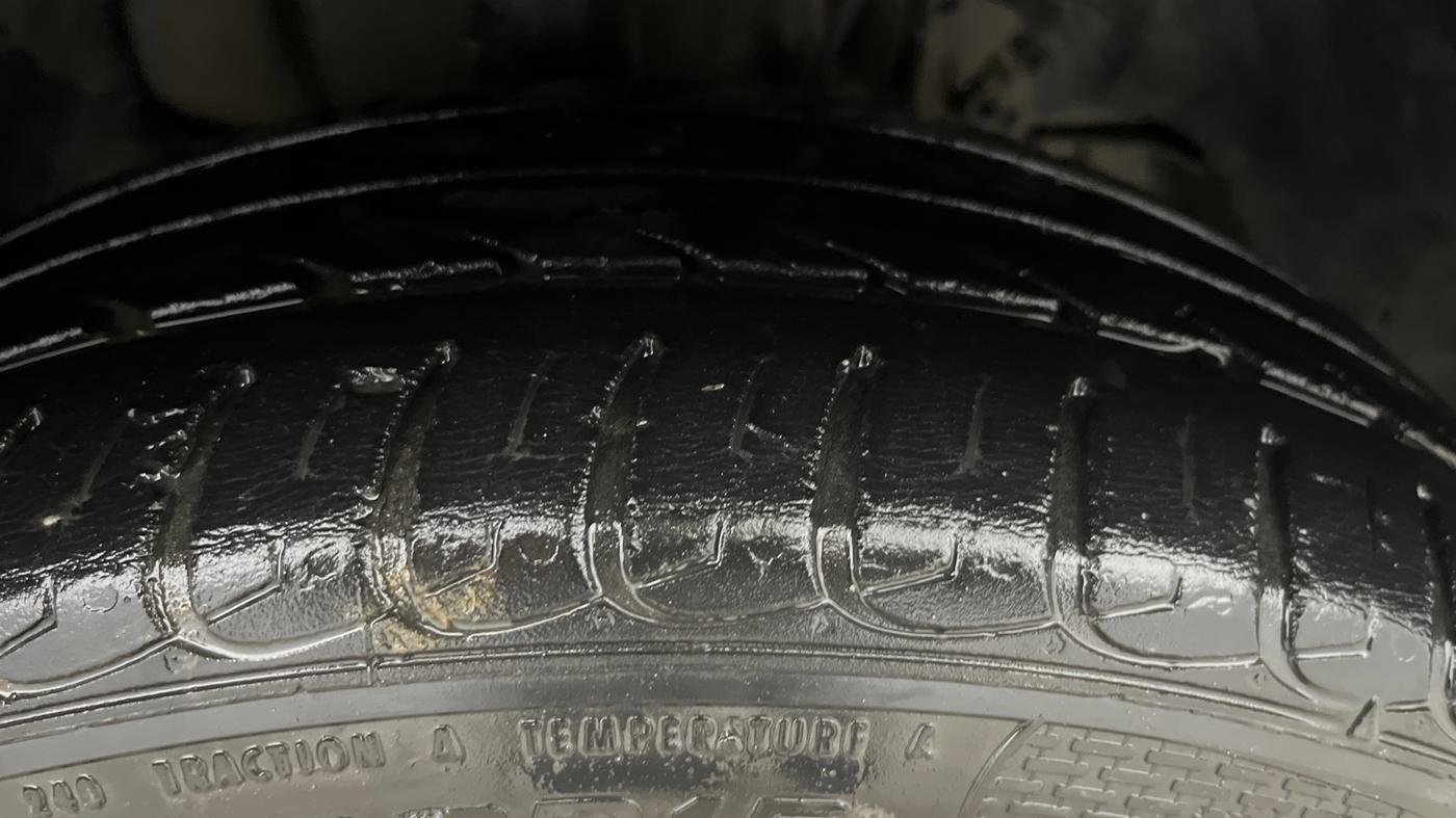 2019 Tata TIGOR XZA PETROL, Petrol, Automatic, 38,458 km, Right Front Tyre Tread