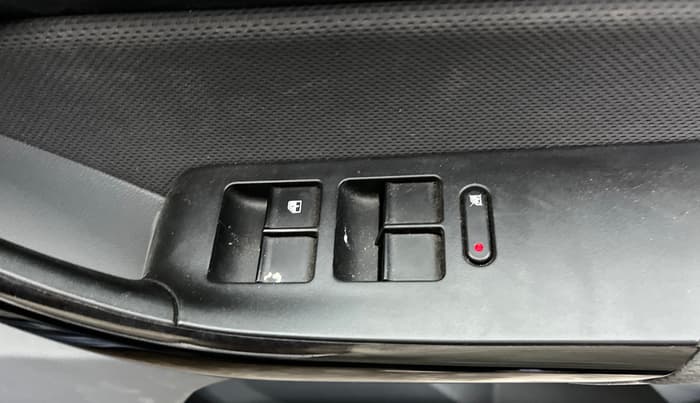 2019 Tata TIGOR XZA PETROL, Petrol, Automatic, 38,458 km, Driver Side Door Panels Control