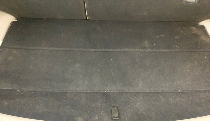 2019 Mahindra XUV300 W8(O) 1.2 PETROL DUAL TONE, Petrol, Manual, 32,193 km, Boot Inside