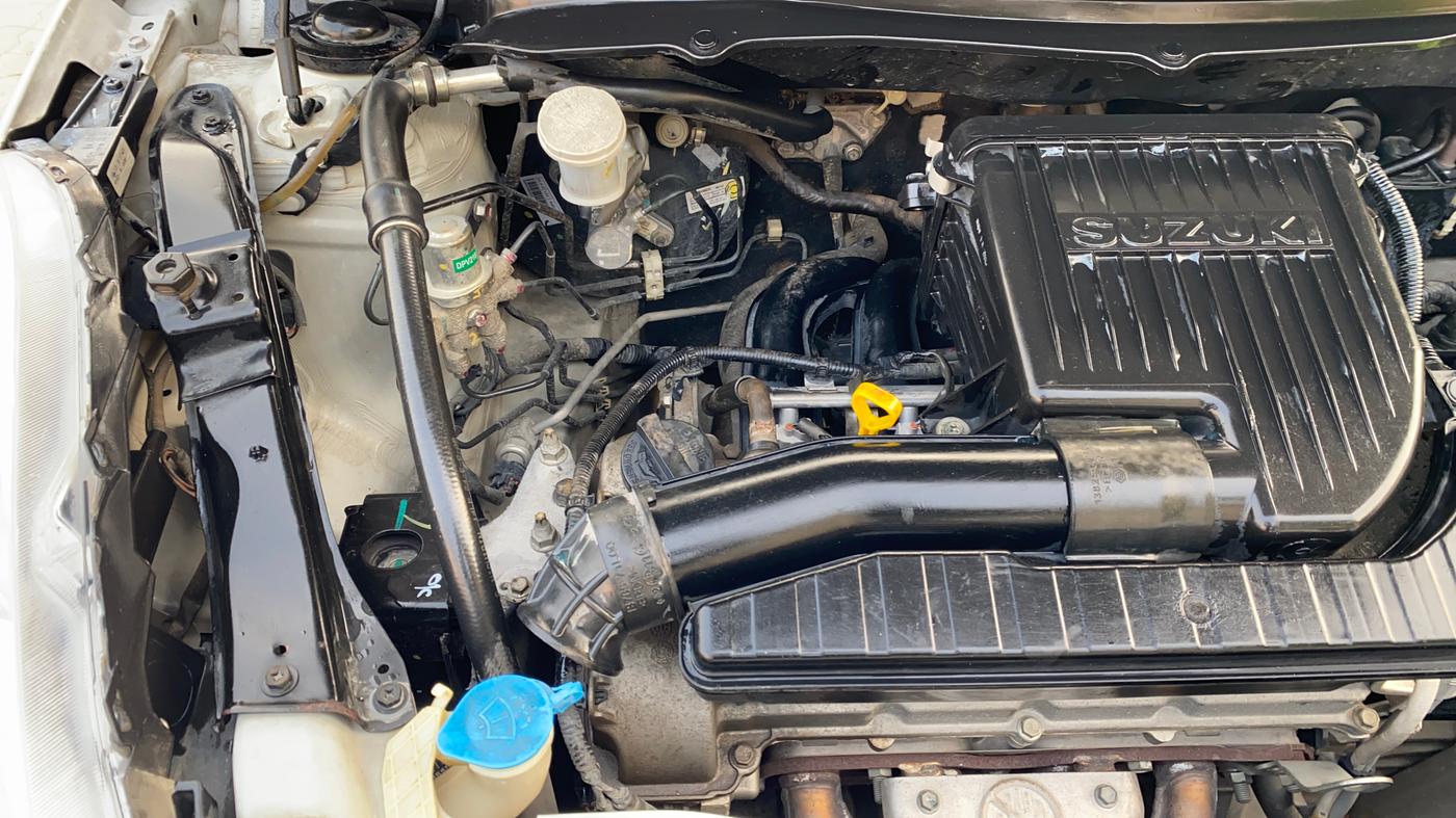 2013 Maruti Swift VXI, Petrol, Manual, 30,265 km, Engine View - Right