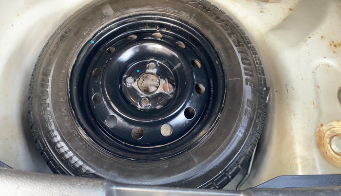 2013 Maruti Swift VXI, Petrol, Manual, 30,265 km, Spare Tyre