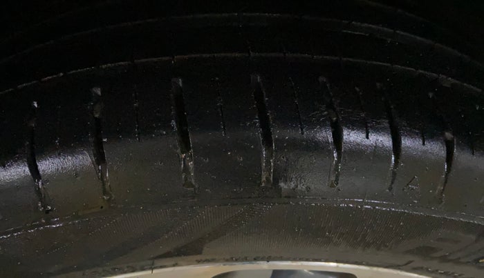 2021 Maruti Baleno ALPHA PETROL 1.2, Petrol, Manual, 30,931 km, Right Rear Tyre Tread