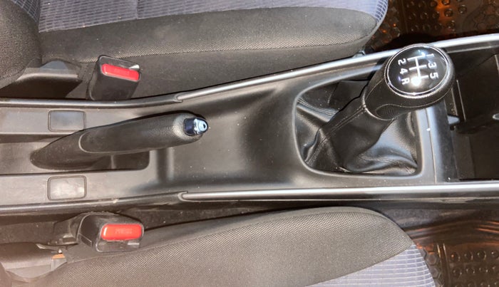 2021 Maruti Baleno ALPHA PETROL 1.2, Petrol, Manual, 30,931 km, Gear Lever