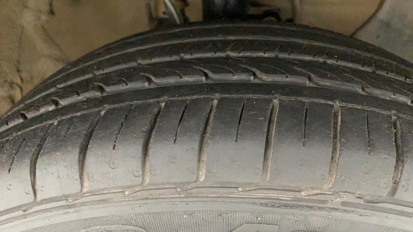 2015 Hyundai i20 Active 1.2 SX, Petrol, Manual, 73,563 km, Right Front Tyre Tread