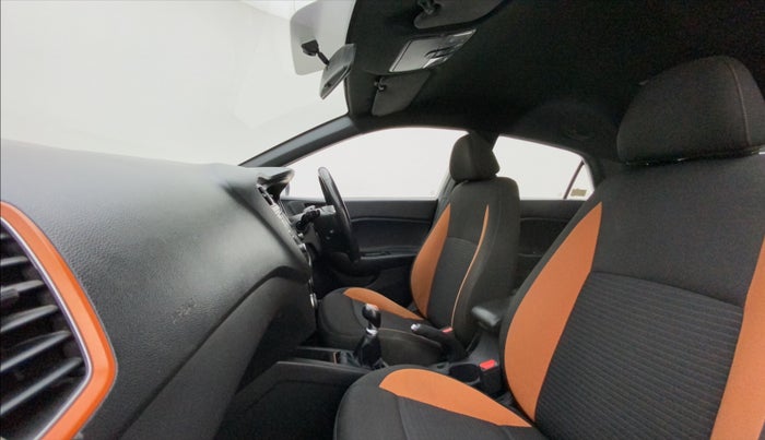 2015 Hyundai i20 Active 1.2 SX, Petrol, Manual, 73,563 km, Right Side Front Door Cabin