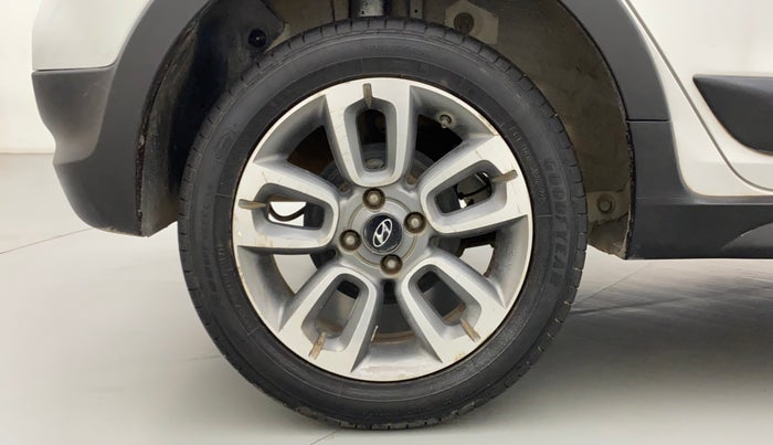 2015 Hyundai i20 Active 1.2 SX, Petrol, Manual, 73,563 km, Right Rear Wheel