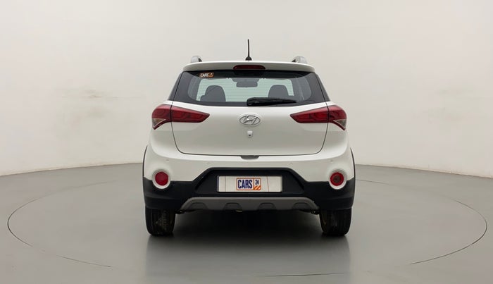 2015 Hyundai i20 Active 1.2 SX, Petrol, Manual, 73,563 km, Back/Rear