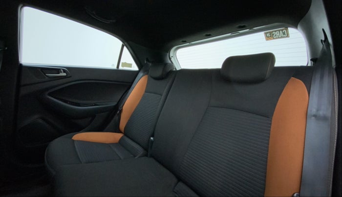 2015 Hyundai i20 Active 1.2 SX, Petrol, Manual, 73,563 km, Right Side Rear Door Cabin